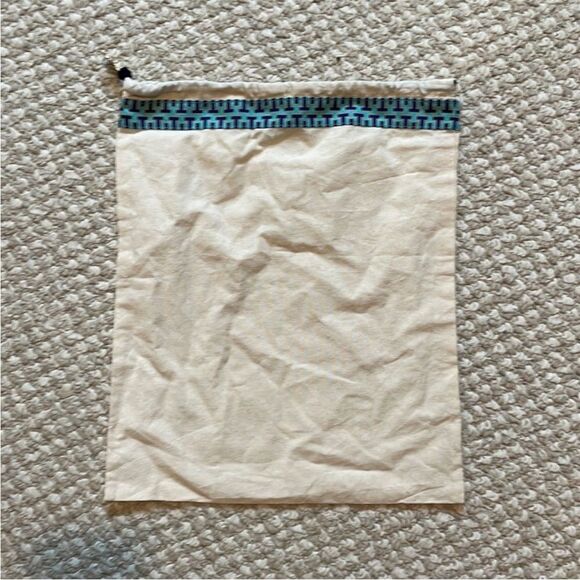 Tory Burch Drawstring Pouch shoe bag with Geometric Trim - Picture 2 of 5